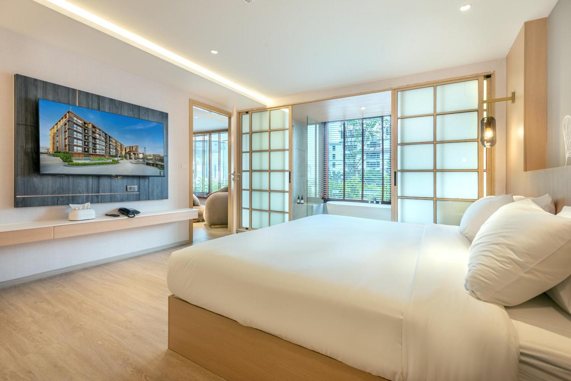 Salaya One Hotel & Service Apartment Екстер'єр фото