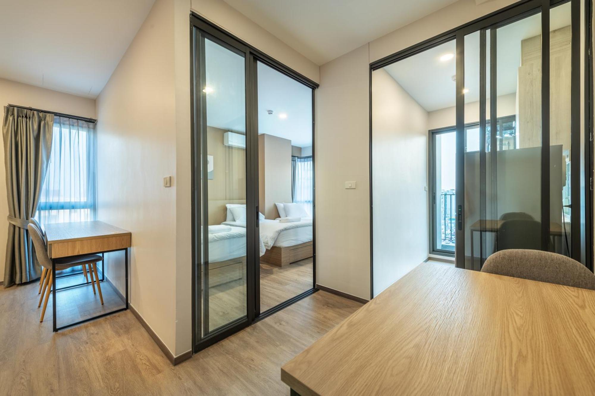 Salaya One Hotel & Service Apartment Екстер'єр фото