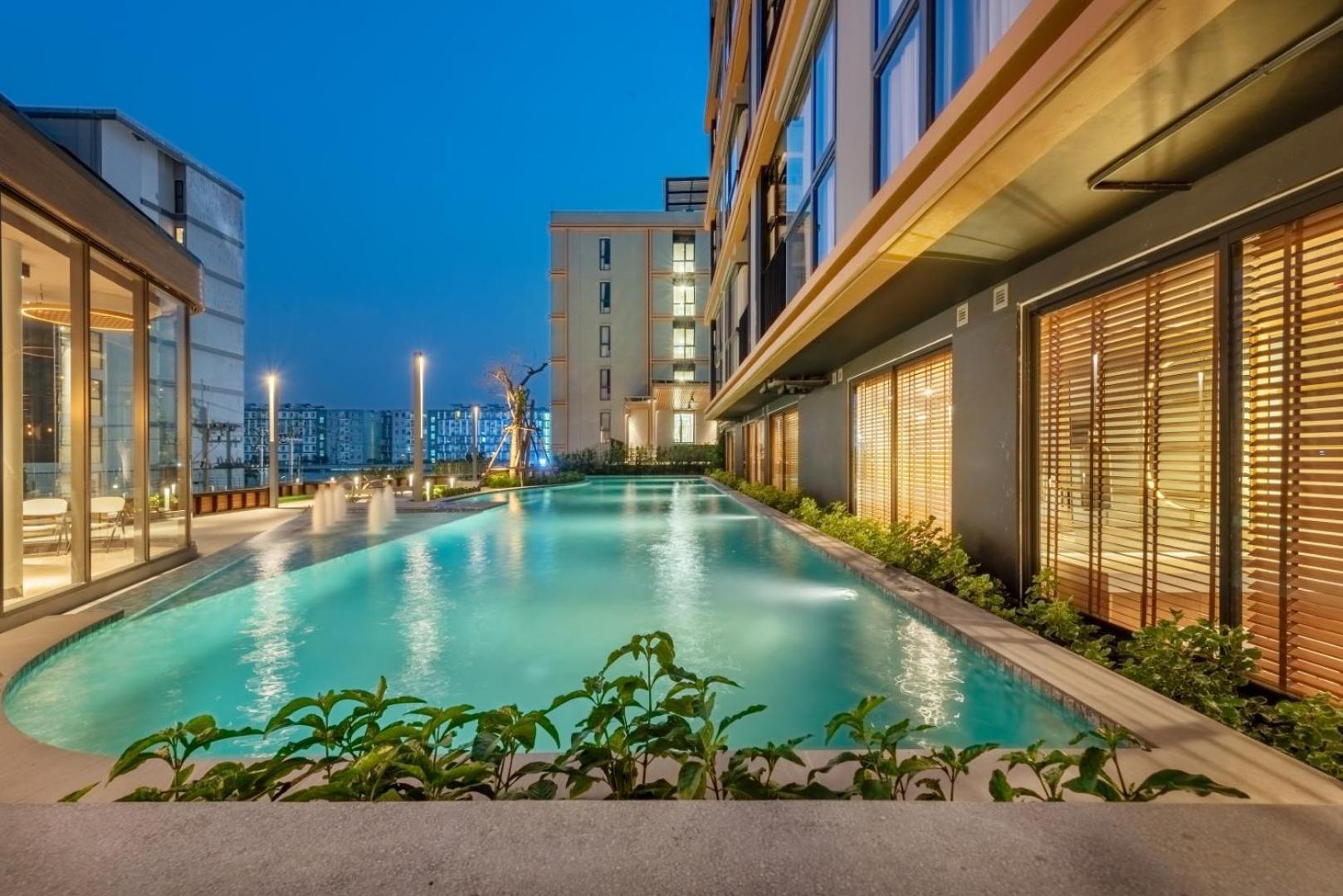 Salaya One Hotel & Service Apartment Екстер'єр фото