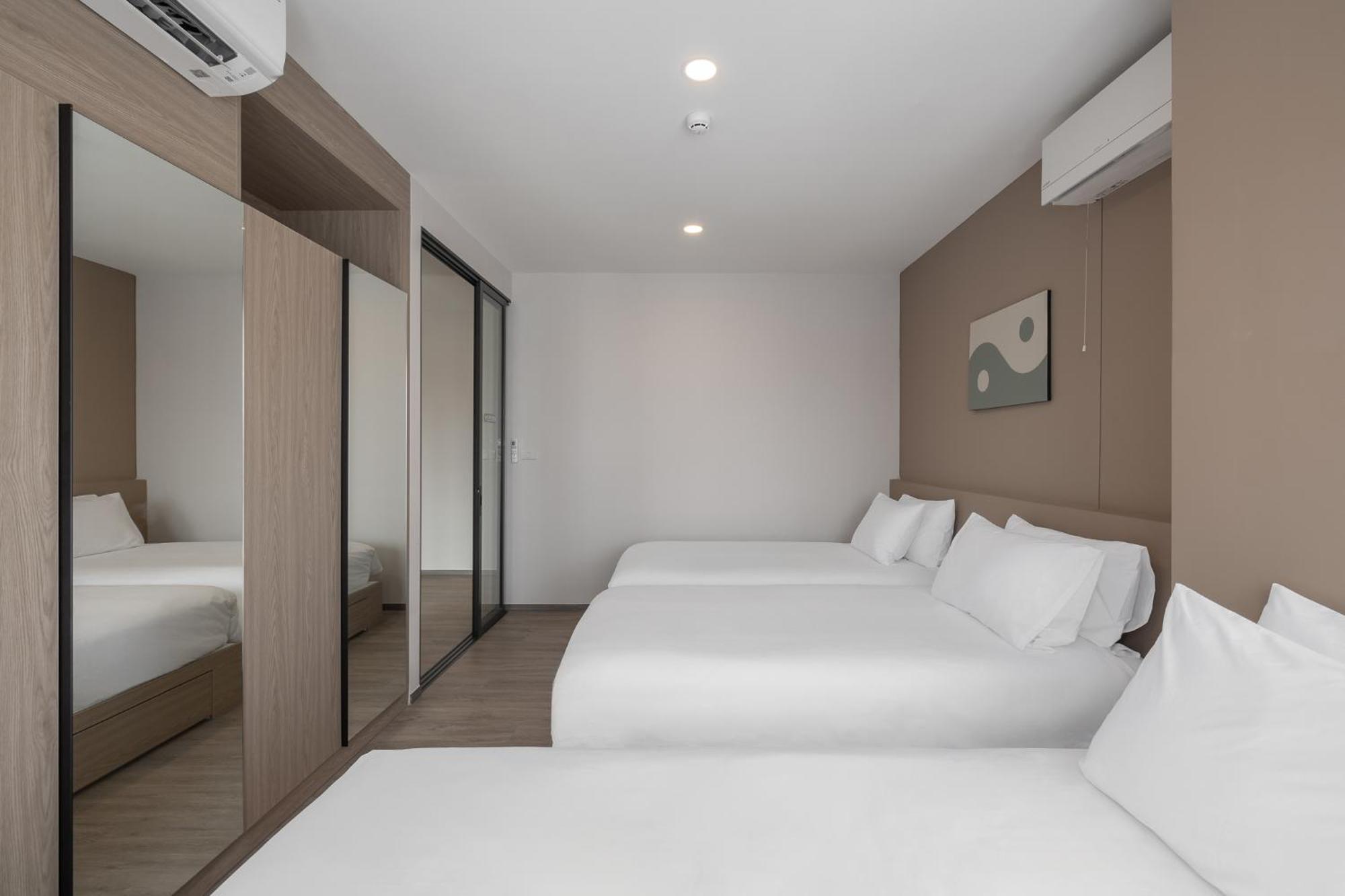 Salaya One Hotel & Service Apartment Екстер'єр фото