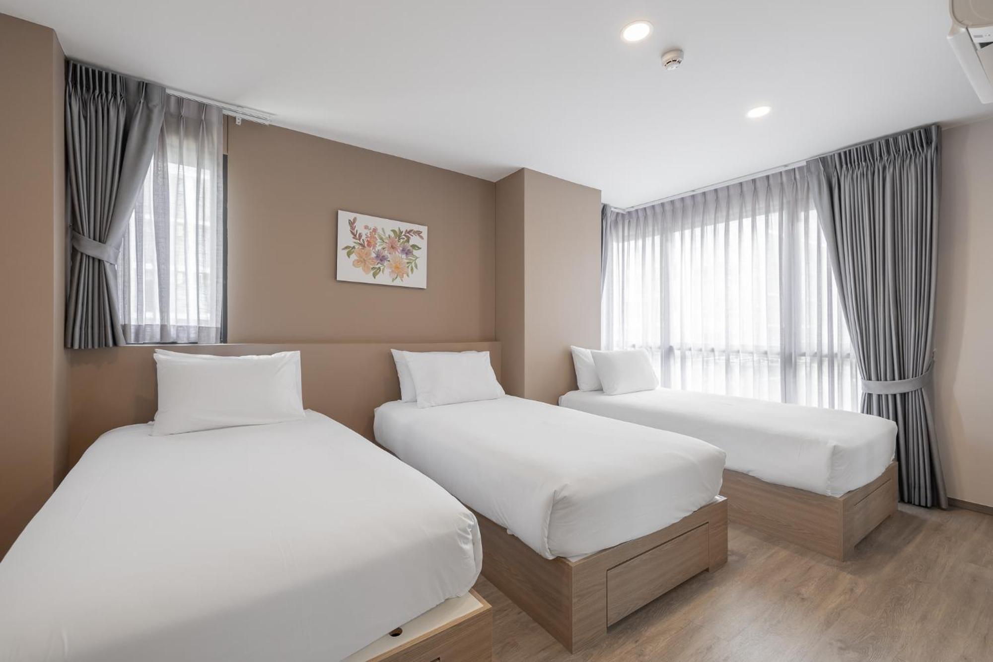 Salaya One Hotel & Service Apartment Екстер'єр фото