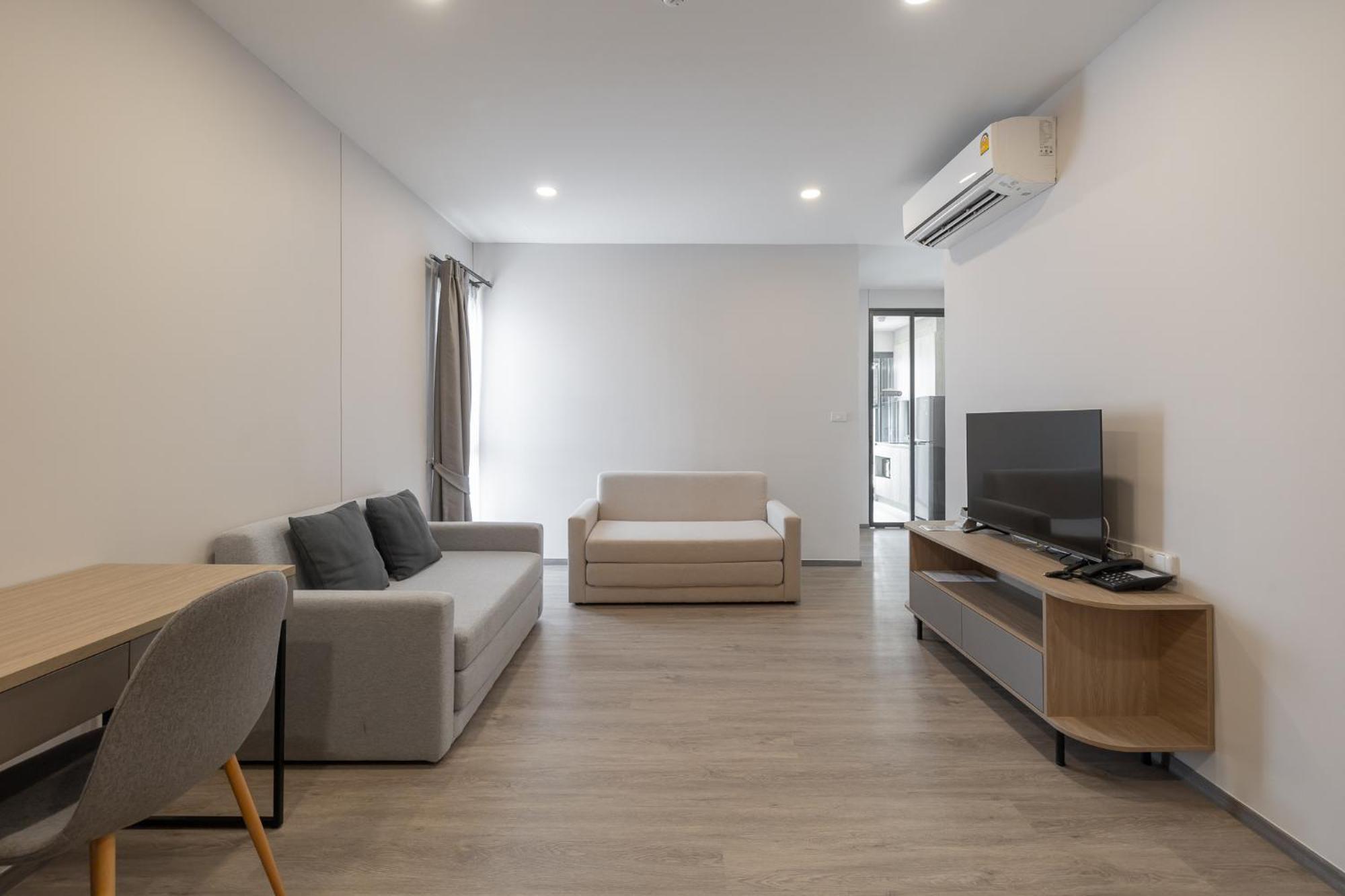 Salaya One Hotel & Service Apartment Екстер'єр фото