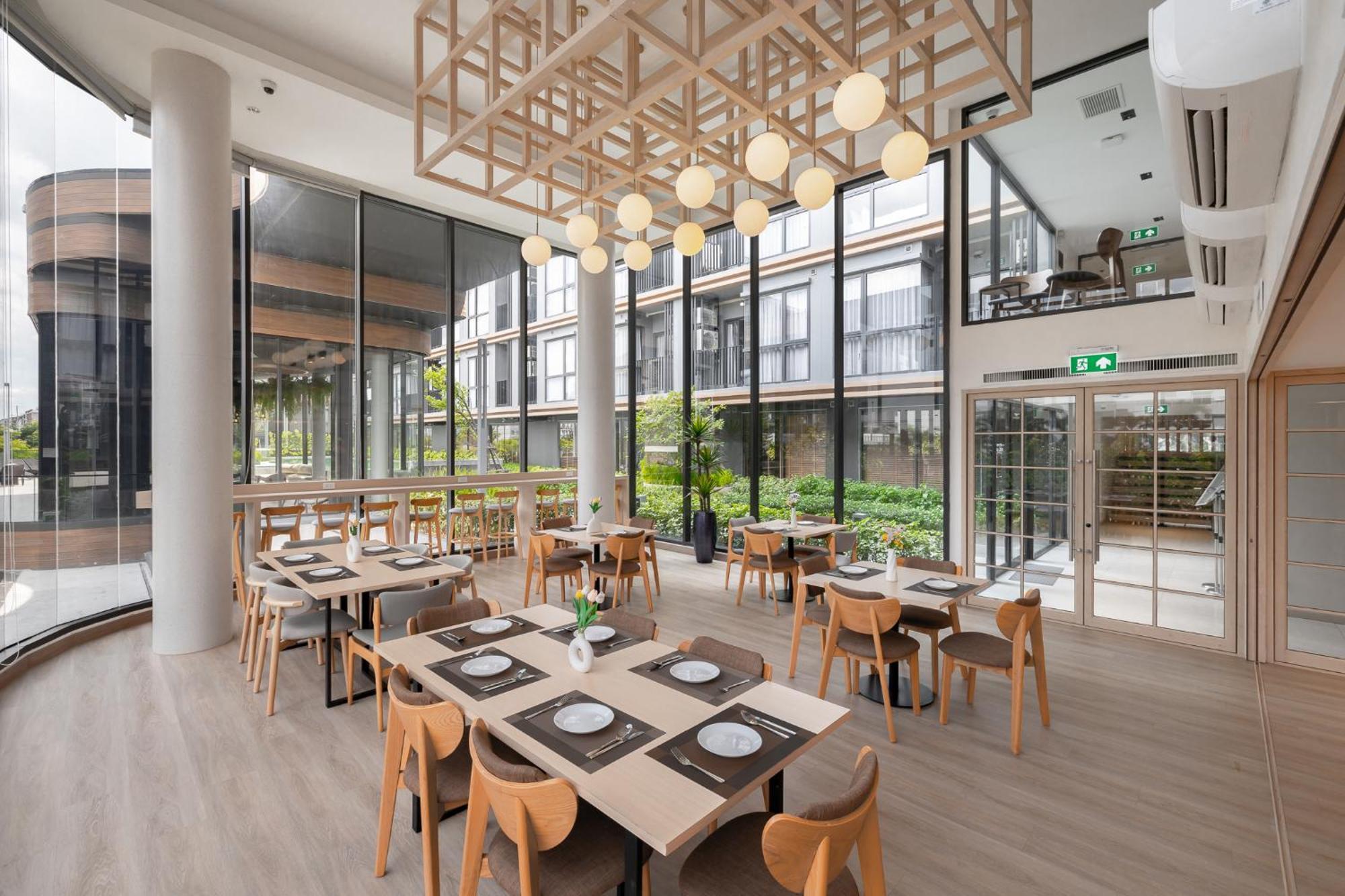 Salaya One Hotel & Service Apartment Екстер'єр фото