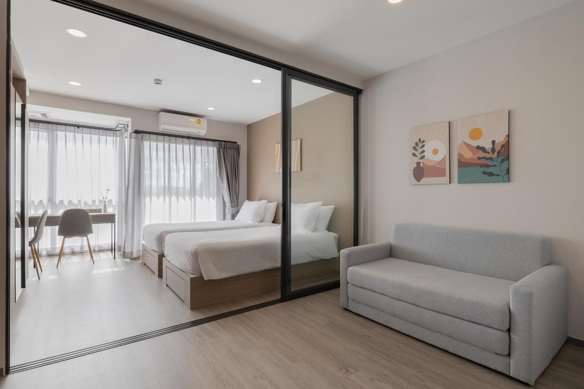 Salaya One Hotel & Service Apartment Екстер'єр фото